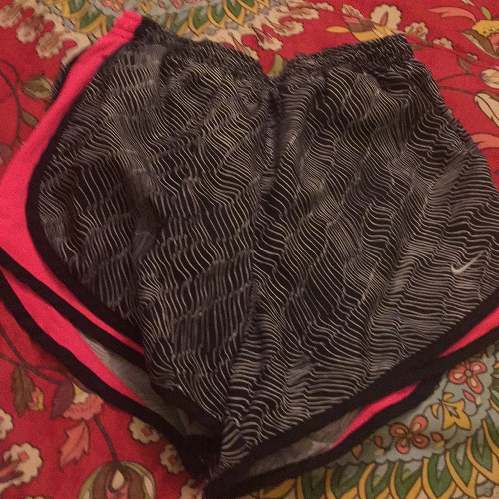 Nike fri fit women’s running shorts medium